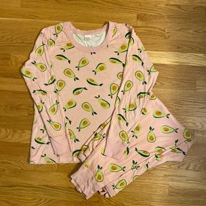 Hanna Anderson Avocado Pajama Set size XL